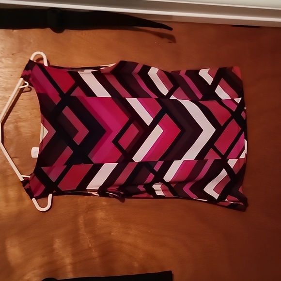 Top - Picture 3 of 3